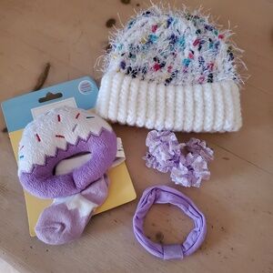 Baby Girl Wonderkids Confetti Rattle Knit Beanie Socks Headband Bundle NEW